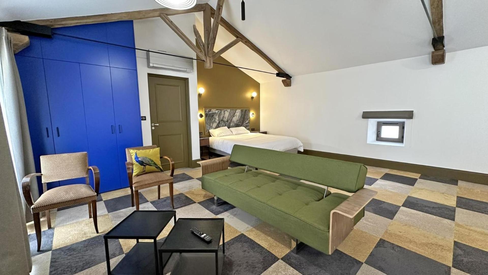 ロシュシュアール Le Manoir Des Perrieres Bed & Breakfast エクステリア 写真